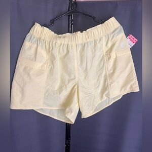 NWT Free People Movement Yellow Shorts Size small Activewear Pockets